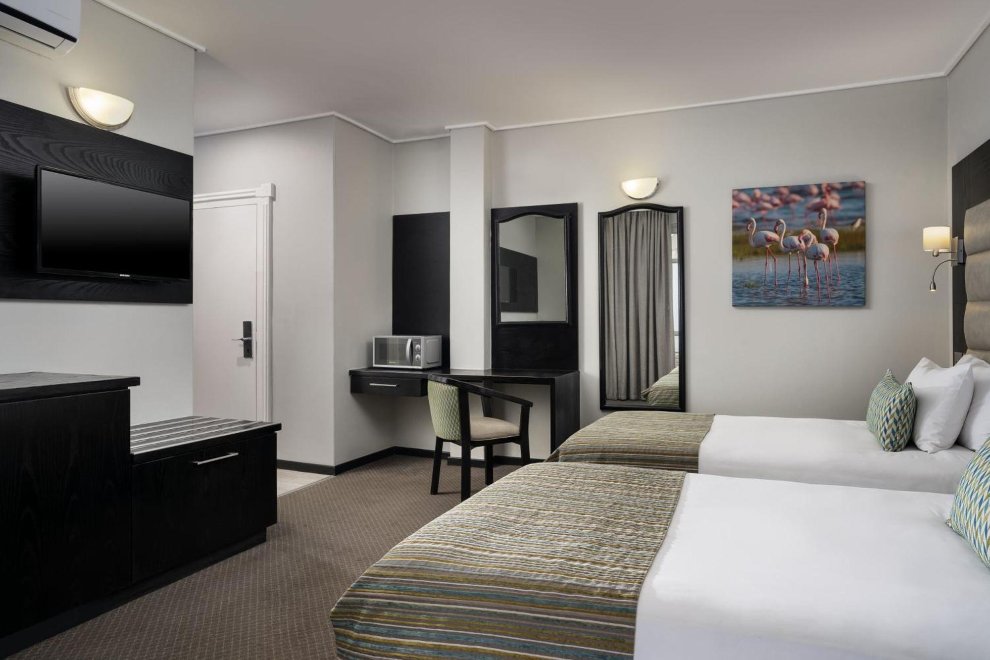 Protea Hotel By Marriott Walvis Bay Indongo Экстерьер фото