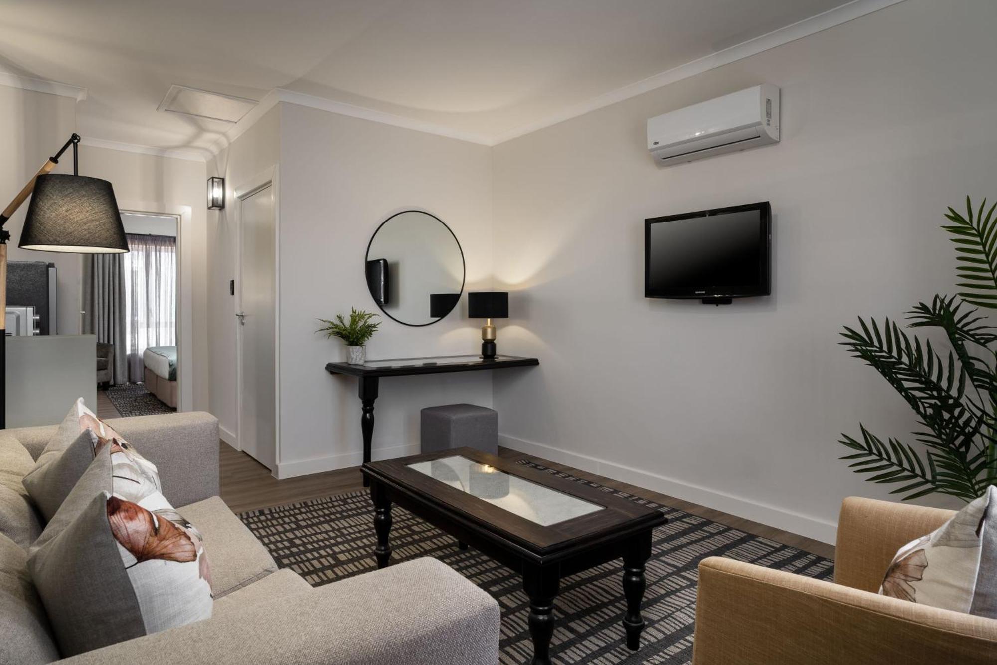 Protea Hotel By Marriott Walvis Bay Indongo Экстерьер фото