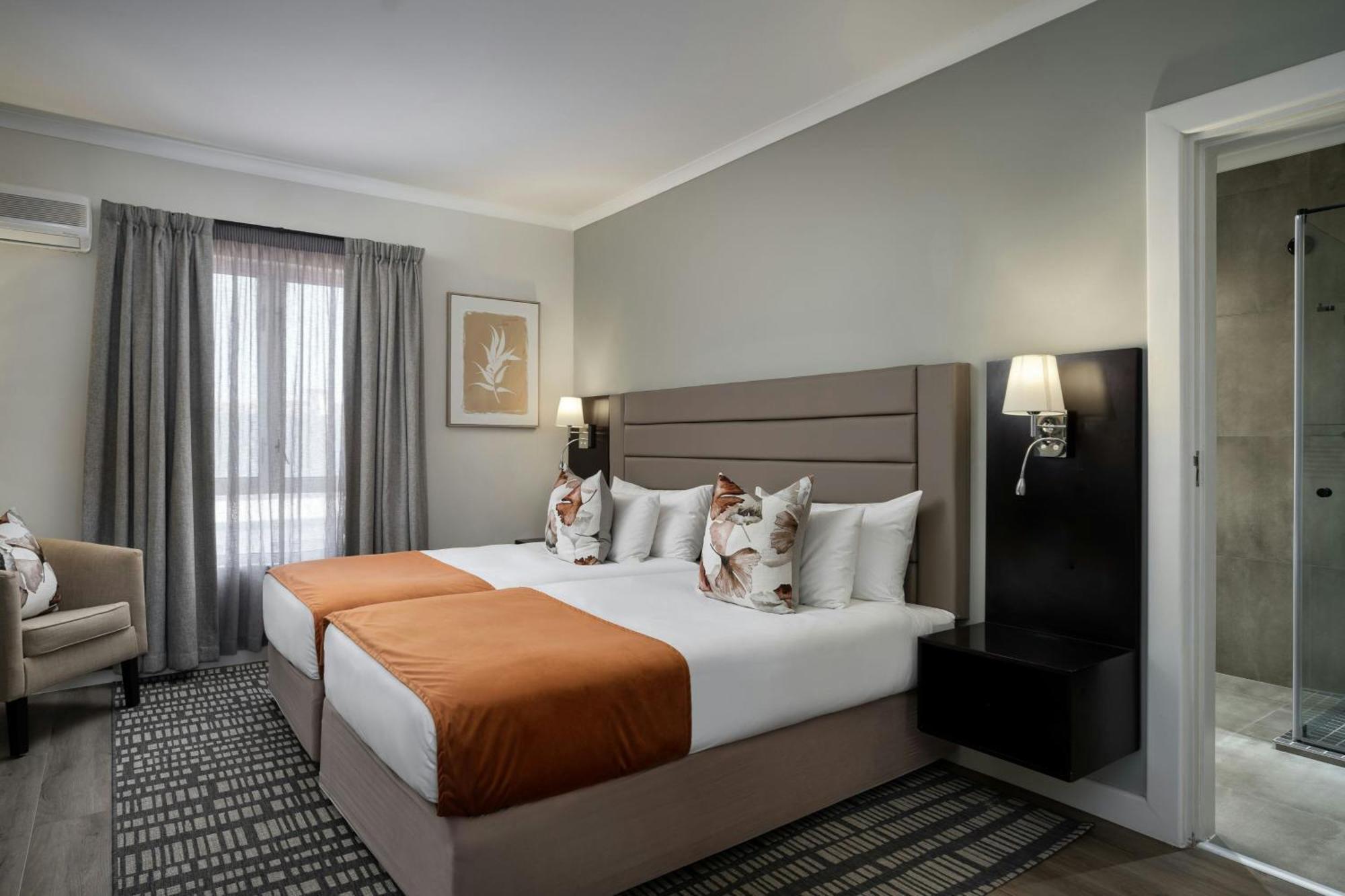 Protea Hotel By Marriott Walvis Bay Indongo Экстерьер фото