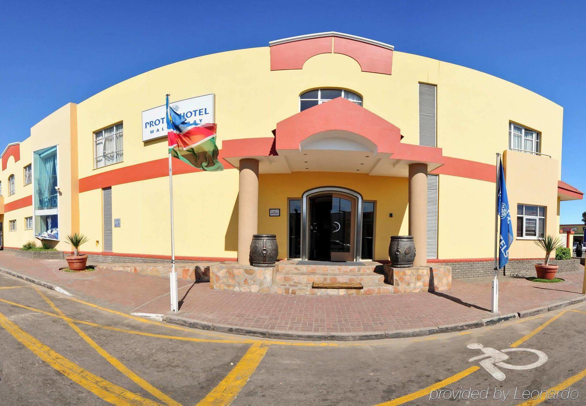 Protea Hotel By Marriott Walvis Bay Indongo Экстерьер фото