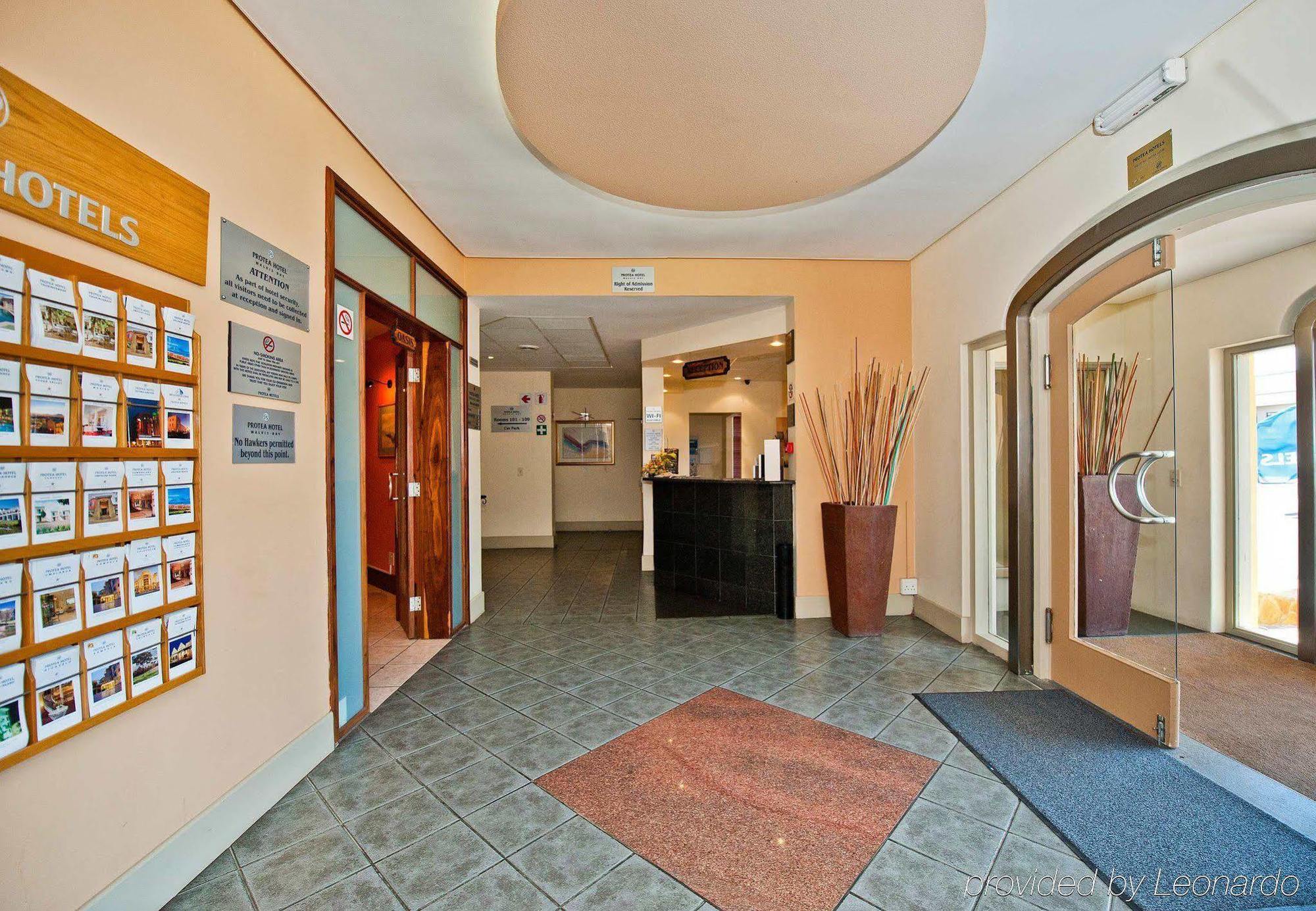 Protea Hotel By Marriott Walvis Bay Indongo Экстерьер фото